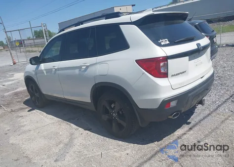 2019 Honda Passport Elite z USA, uszkodzony, nr VIN 5FNYF8H09KB015198